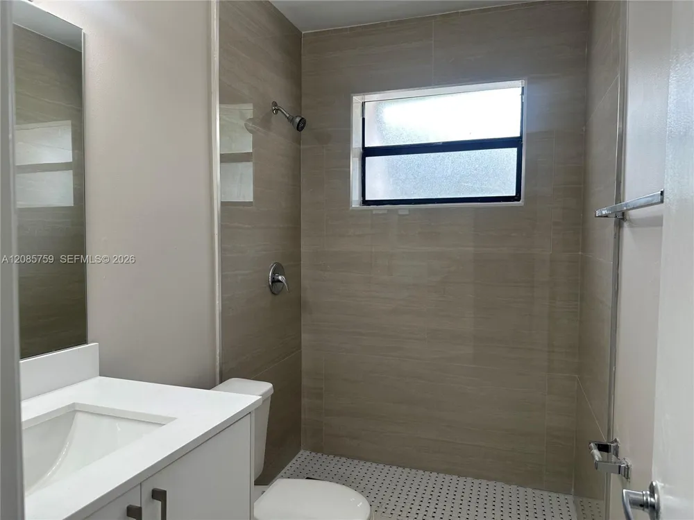 14909 SW 104th St #18-24 Miami, FL 33196