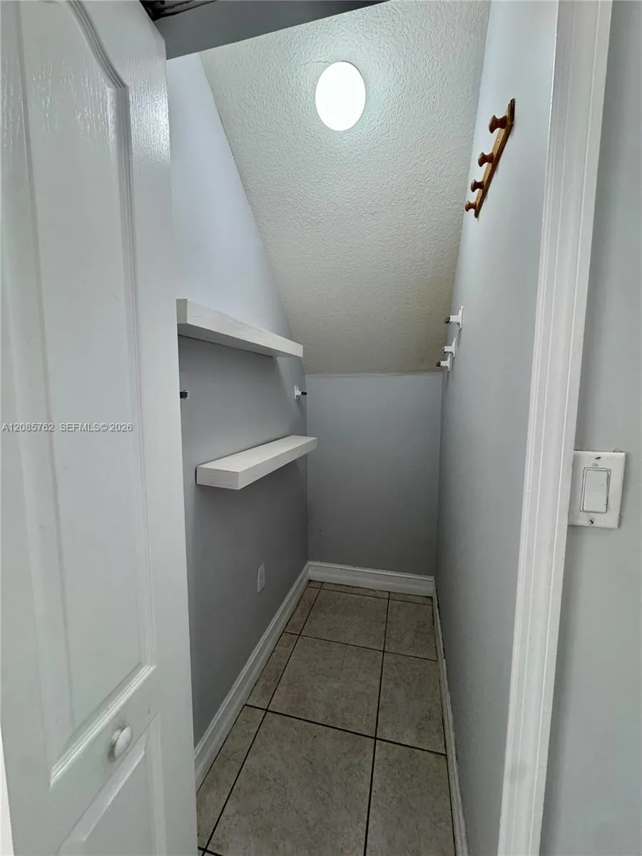 12864 NW 7th St Miami, FL 33182