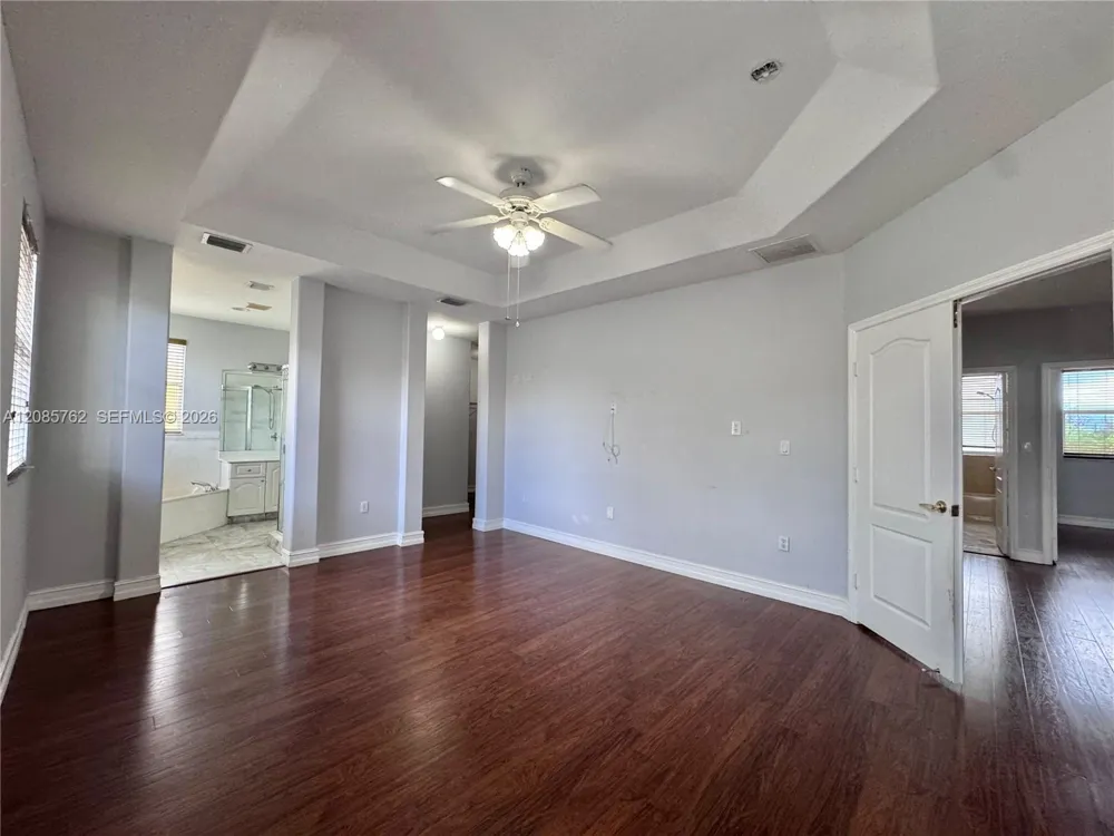 12864 NW 7th St Miami, FL 33182