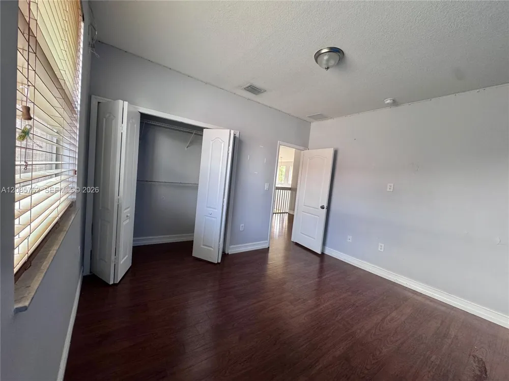 12864 NW 7th St Miami, FL 33182