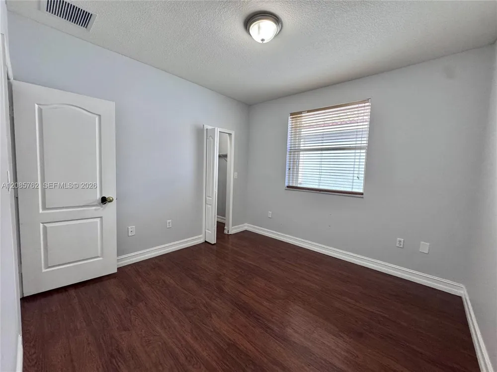 12864 NW 7th St Miami, FL 33182