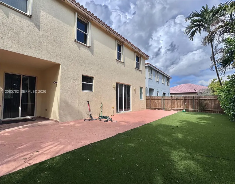 12864 NW 7th St Miami, FL 33182
