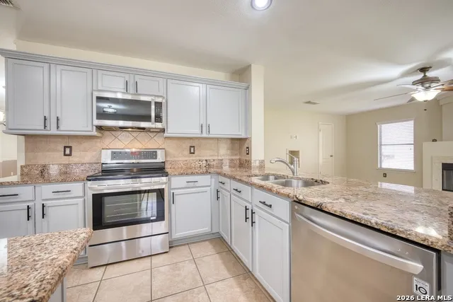 804 CROSS BRANCH DR Schertz, TX 78154