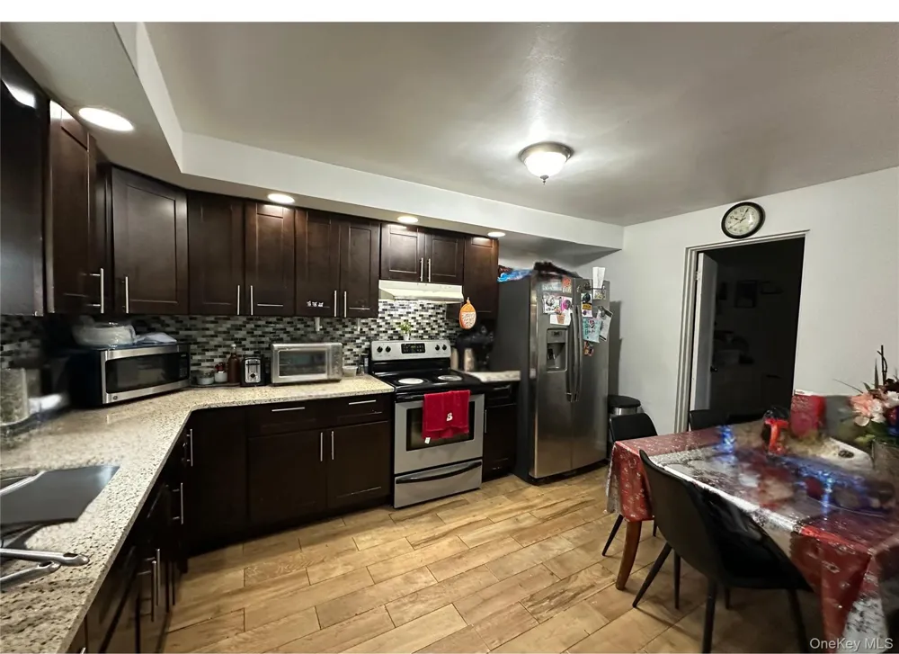 1287 Little East Neck Road Wyandanch, NY 11798