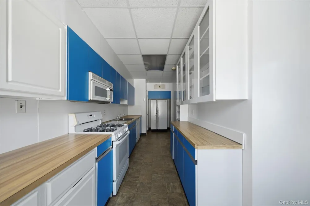 64-91 82nd Place Middle Village, NY 11379