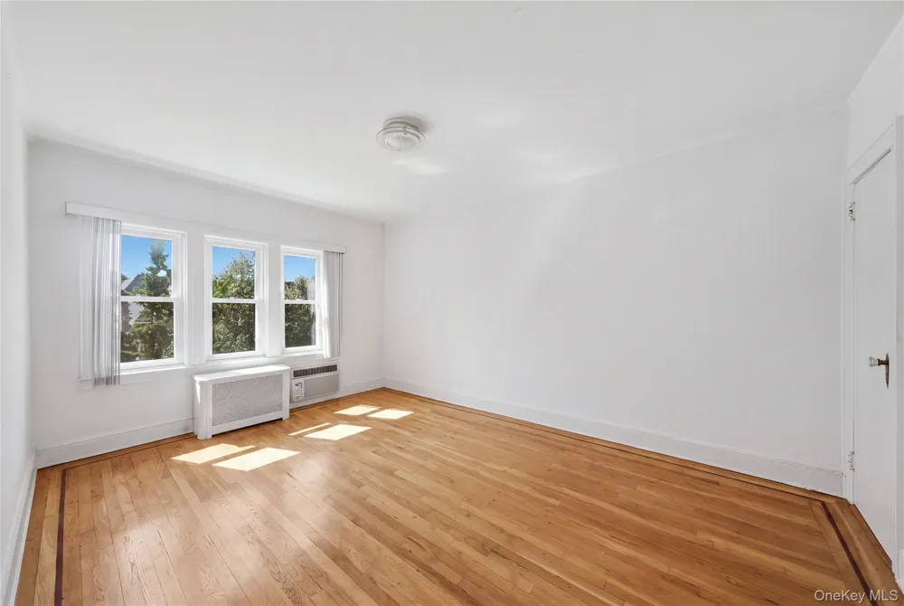 64-91 82nd Place Middle Village, NY 11379