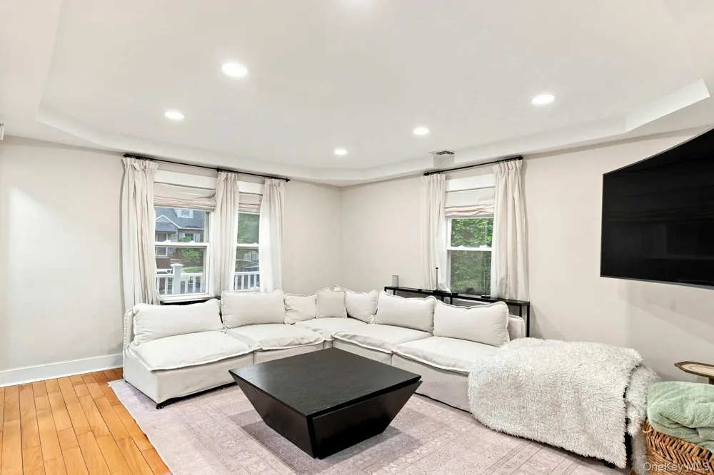 169 Rintin Street Franklin Square, NY 11010