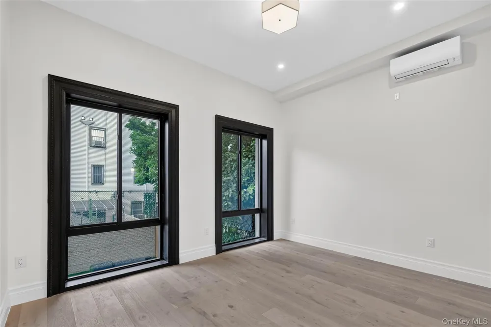 427 E 140 STREET #4 Bronx, NY 10451