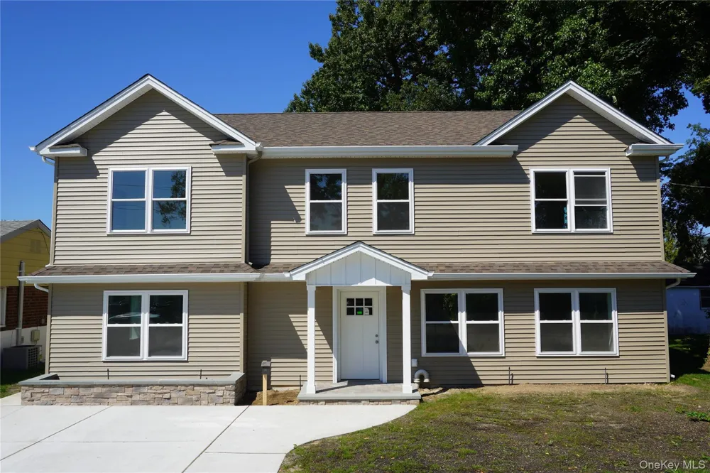 164 Elmwood Street Valley Stream, NY 11581