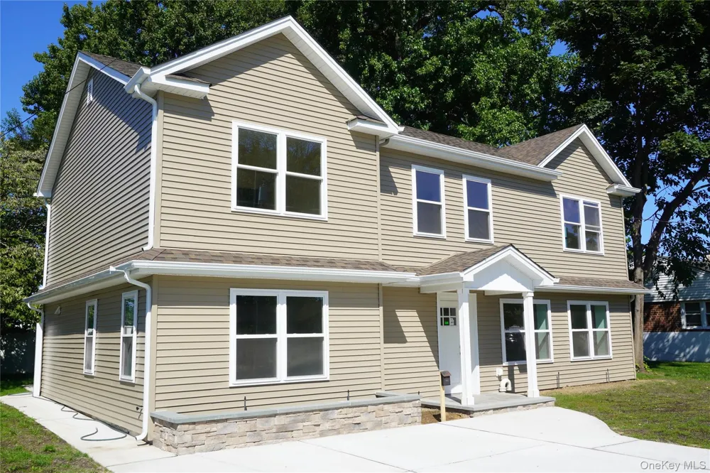 164 Elmwood Street Valley Stream, NY 11581