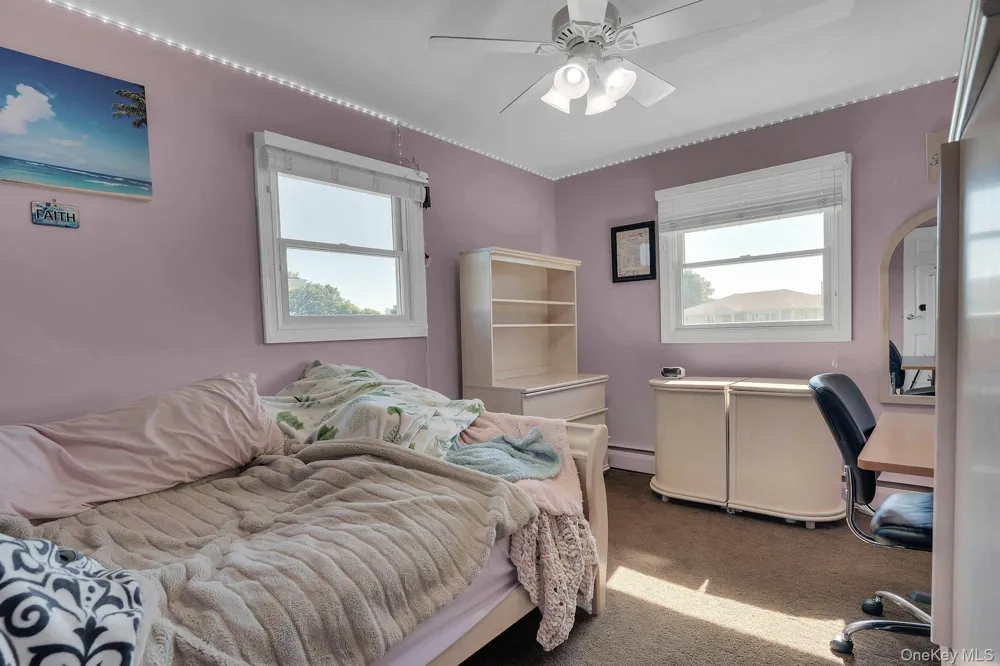 25 Heather Crescent Commack, NY 11725