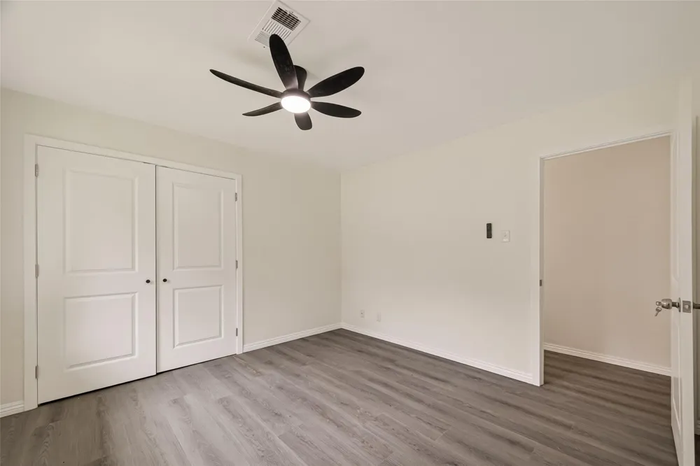 18219 Kings Lynn Street Webster, TX 77058