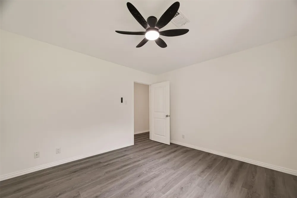 18219 Kings Lynn Street Webster, TX 77058