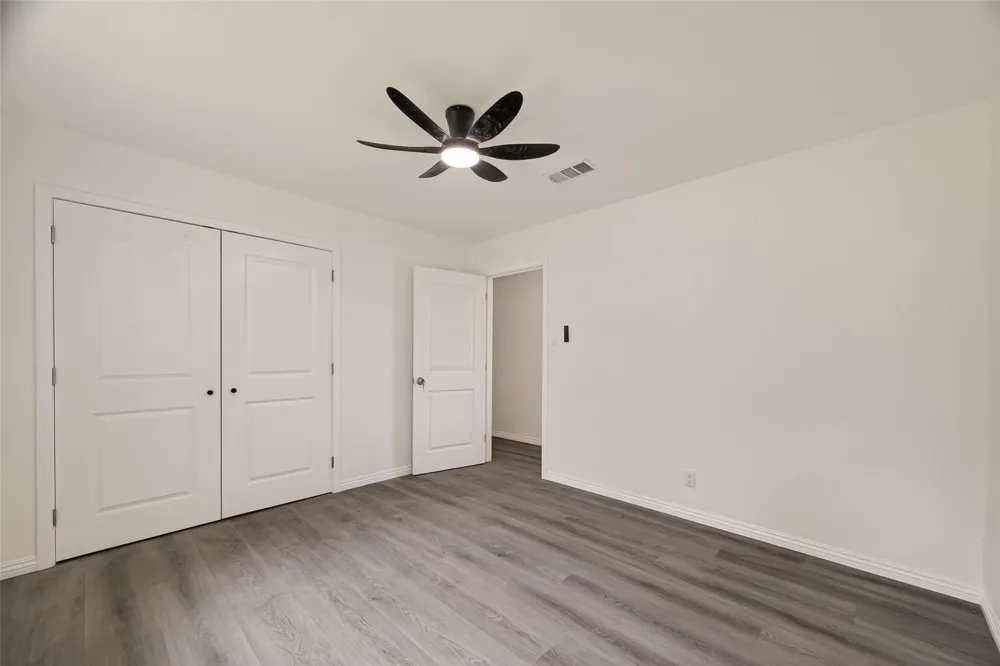 18219 Kings Lynn Street Webster, TX 77058