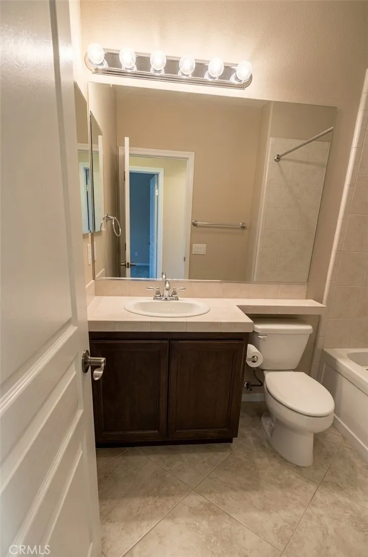 18956 Northern Dancer Yorba Linda, CA 92886