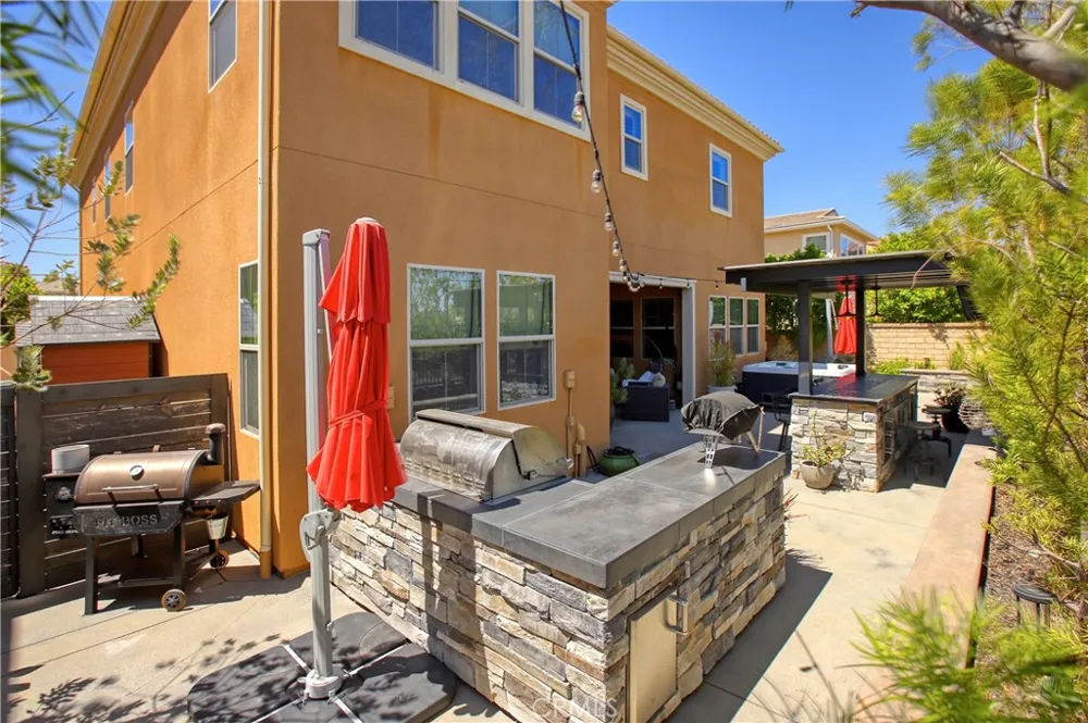 27624 Camellia Drive Saugus, CA 91350