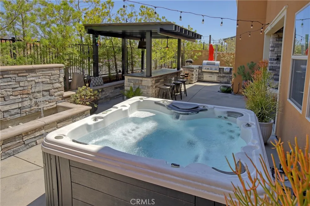 27624 Camellia Drive Saugus, CA 91350