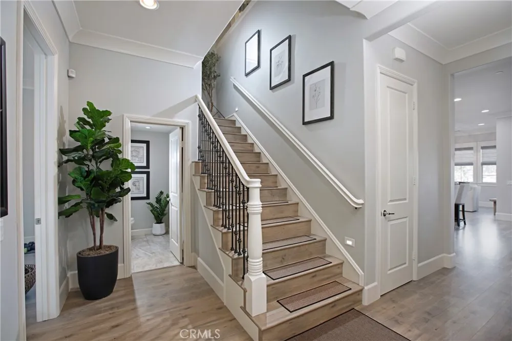 27624 Camellia Drive Saugus, CA 91350