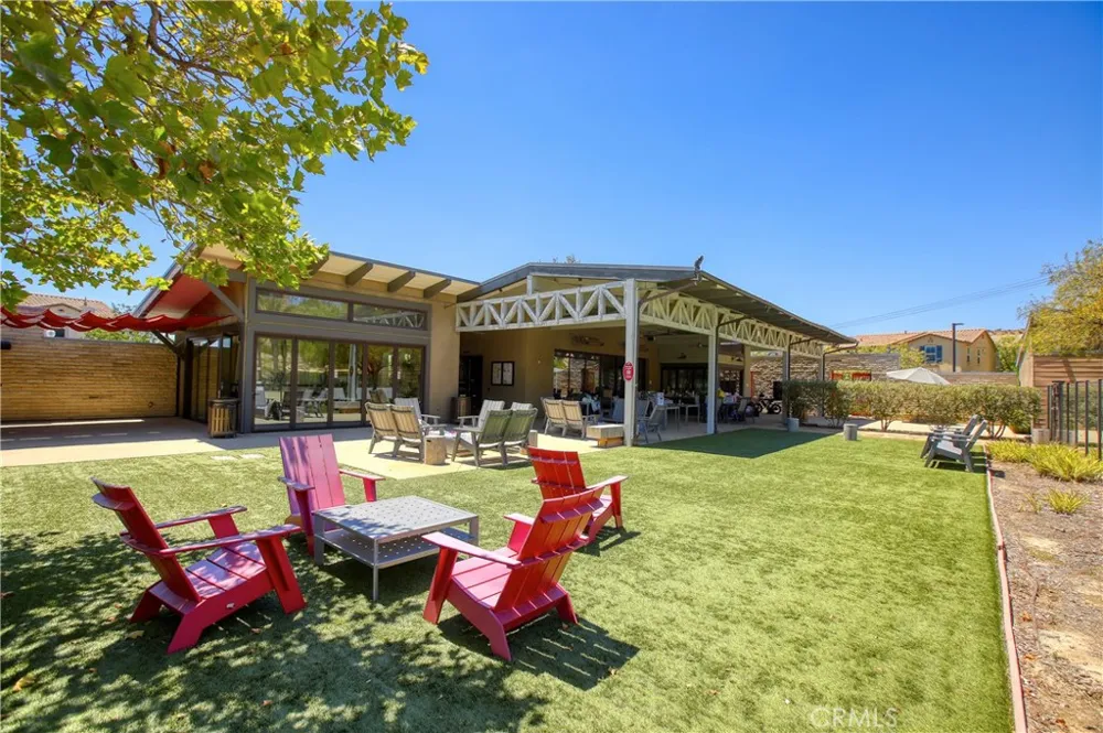 27624 Camellia Drive Saugus, CA 91350