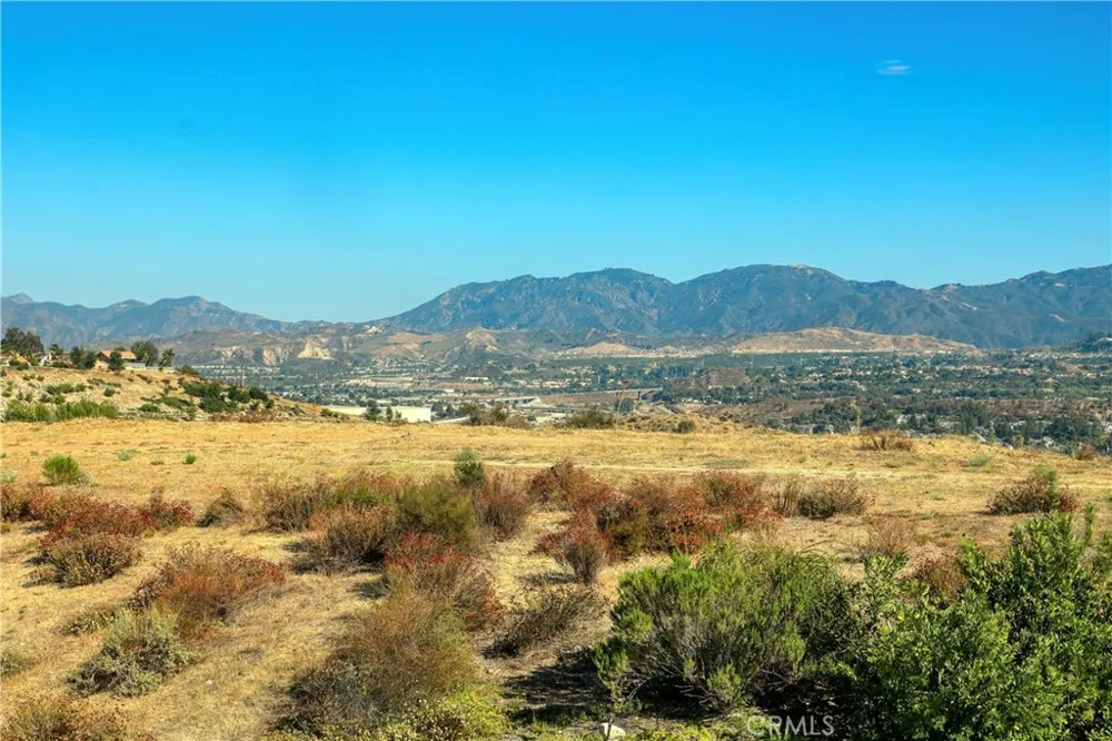 27624 Camellia Drive Saugus, CA 91350