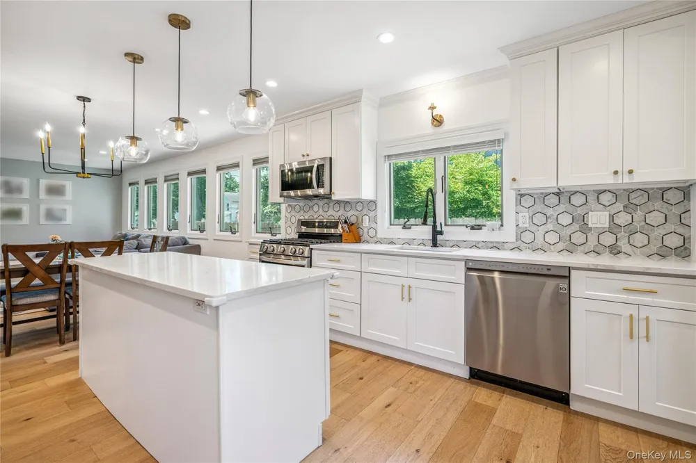 55 Cleveland Street Patchogue, NY 11772