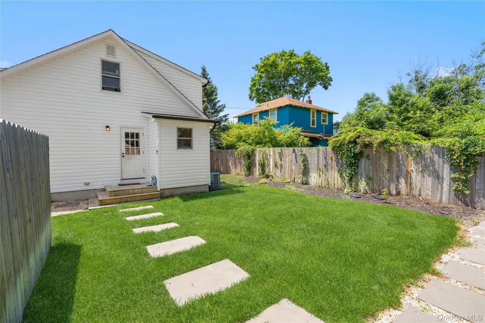 55 Cleveland Street Patchogue, NY 11772