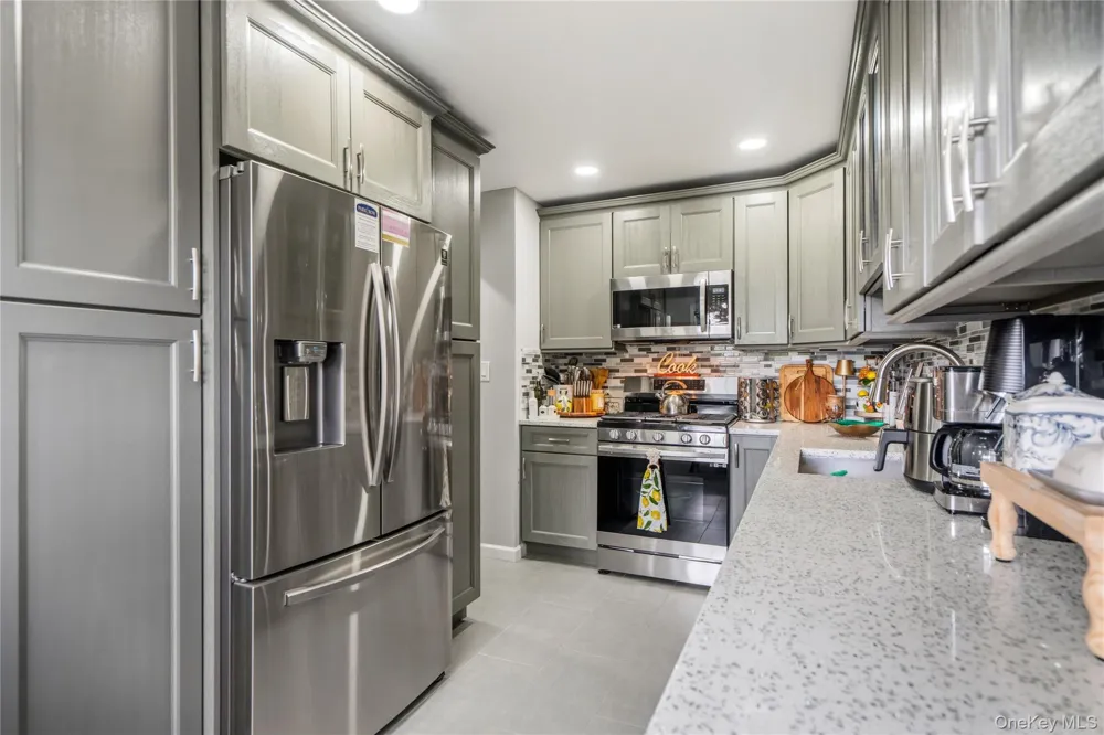 15 Springfield Circle #1 Central Islip, NY 11722