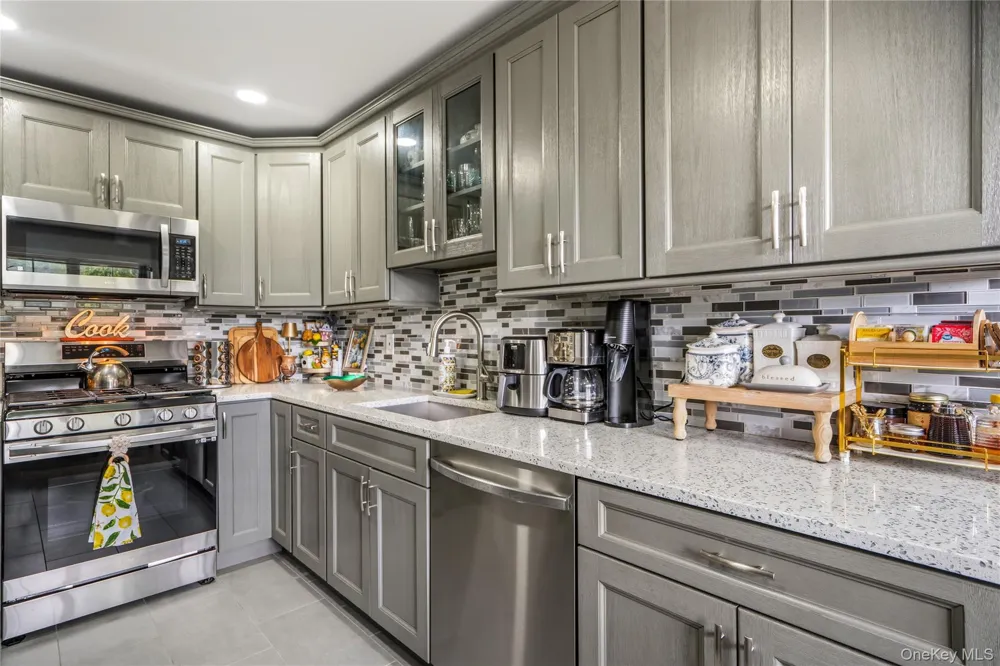 15 Springfield Circle #1 Central Islip, NY 11722