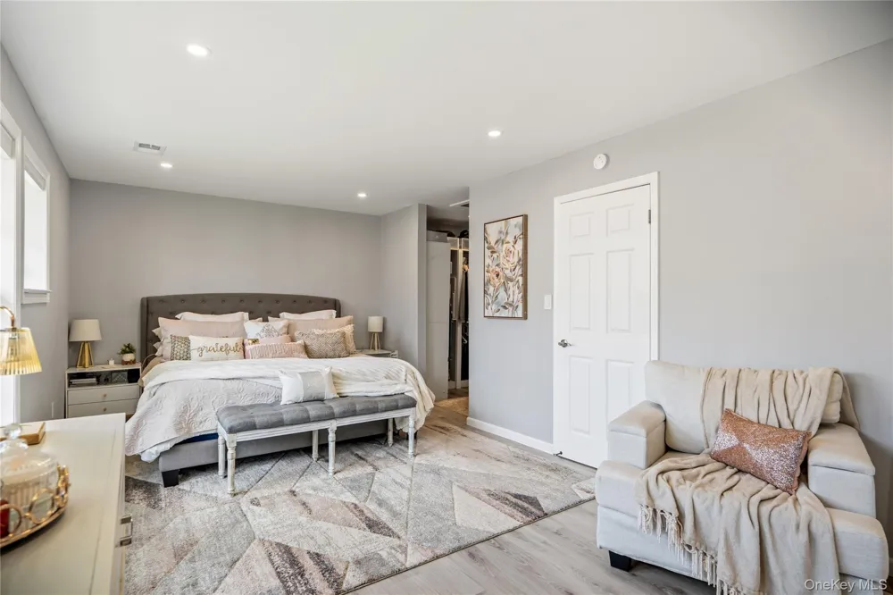 15 Springfield Circle #1 Central Islip, NY 11722