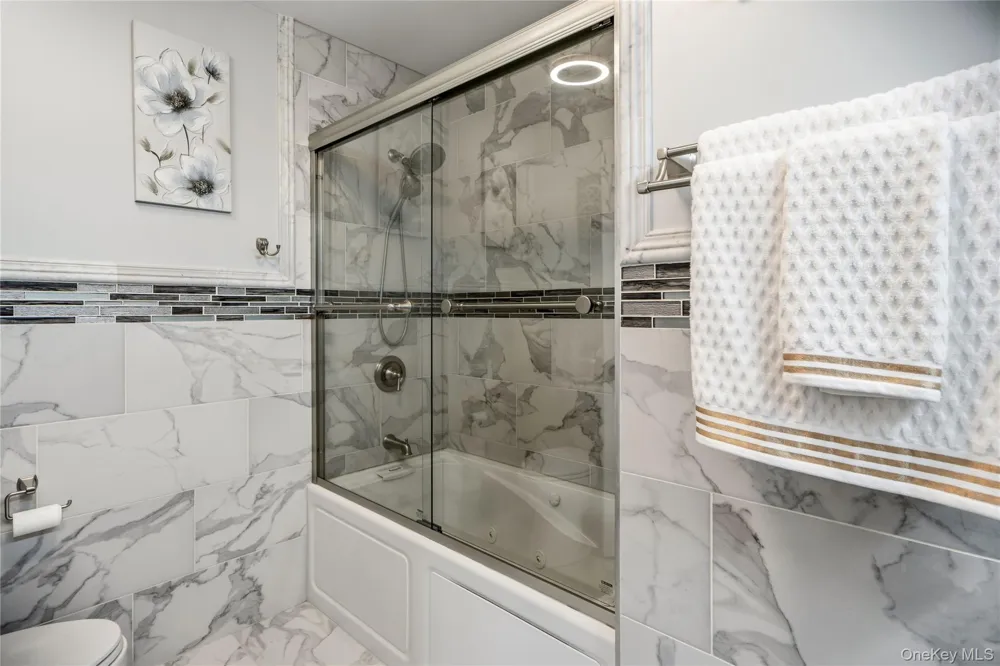 15 Springfield Circle #1 Central Islip, NY 11722