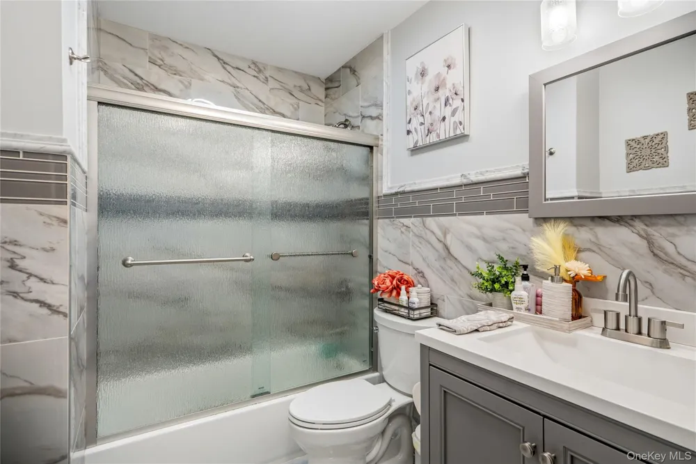 15 Springfield Circle #1 Central Islip, NY 11722