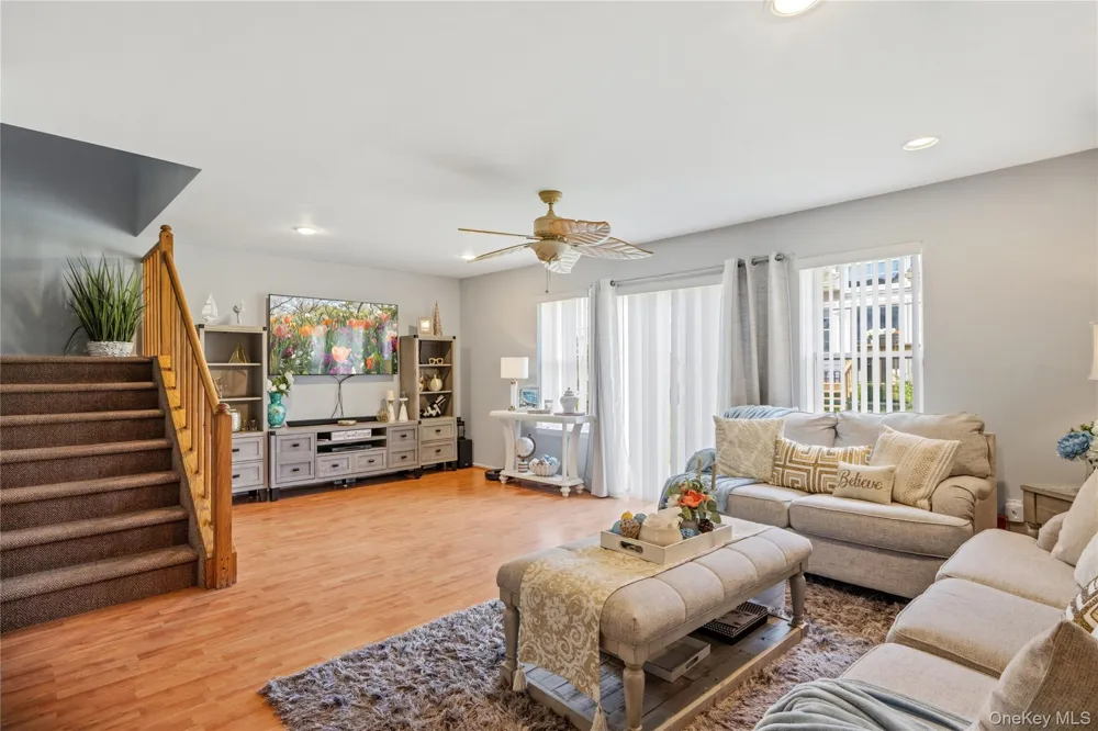 15 Springfield Circle #1 Central Islip, NY 11722