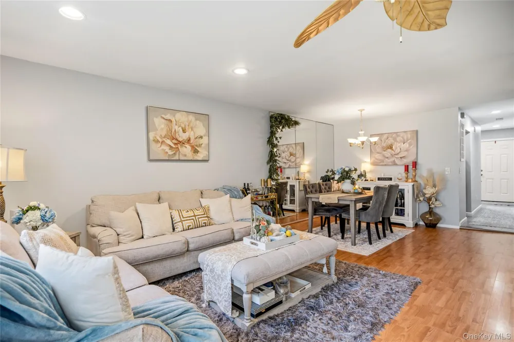 15 Springfield Circle #1 Central Islip, NY 11722