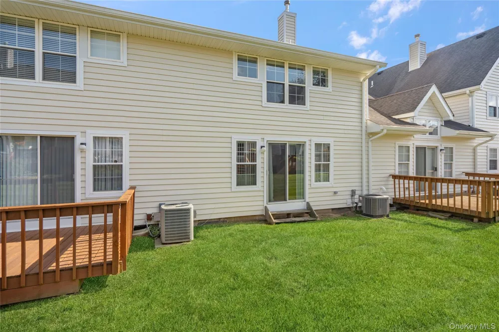 15 Springfield Circle #1 Central Islip, NY 11722