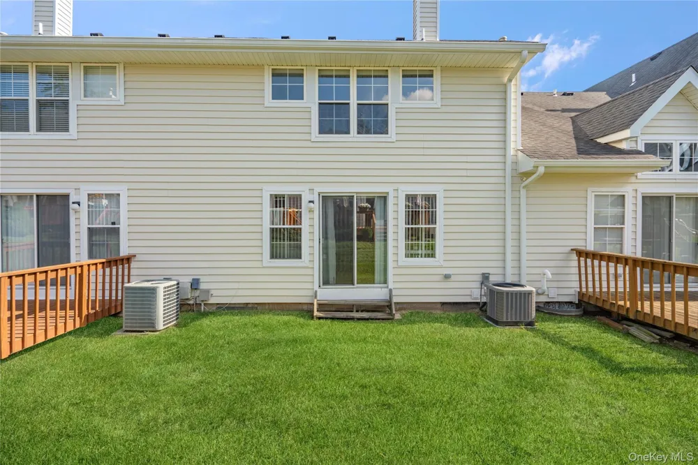 15 Springfield Circle #1 Central Islip, NY 11722