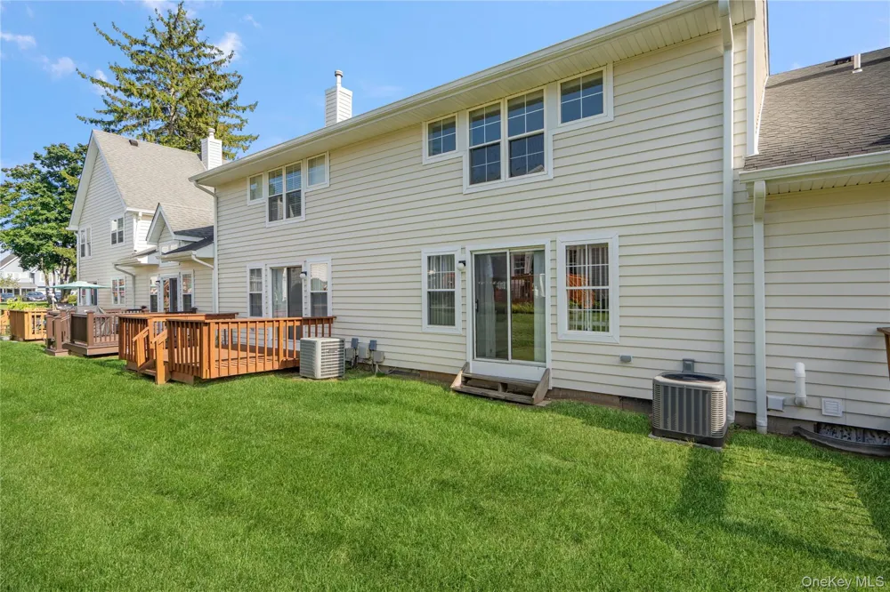 15 Springfield Circle #1 Central Islip, NY 11722