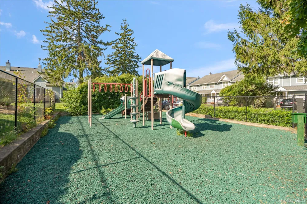 15 Springfield Circle #1 Central Islip, NY 11722