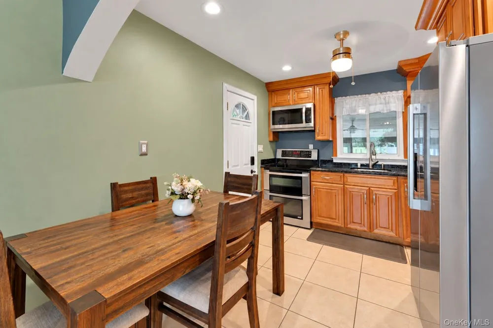 26 Michel Avenue South Farmingdale, NY 11735