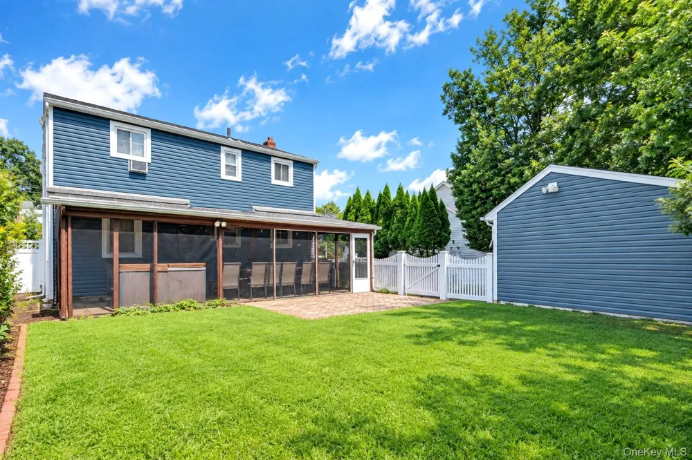 26 Michel Avenue South Farmingdale, NY 11735