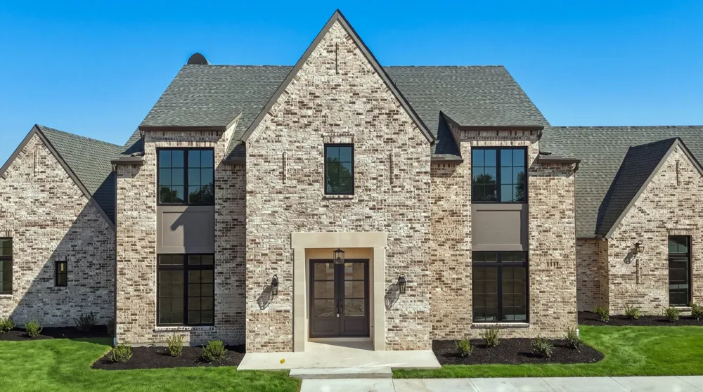 1111 Lakeway Drive Sanger, TX 76266