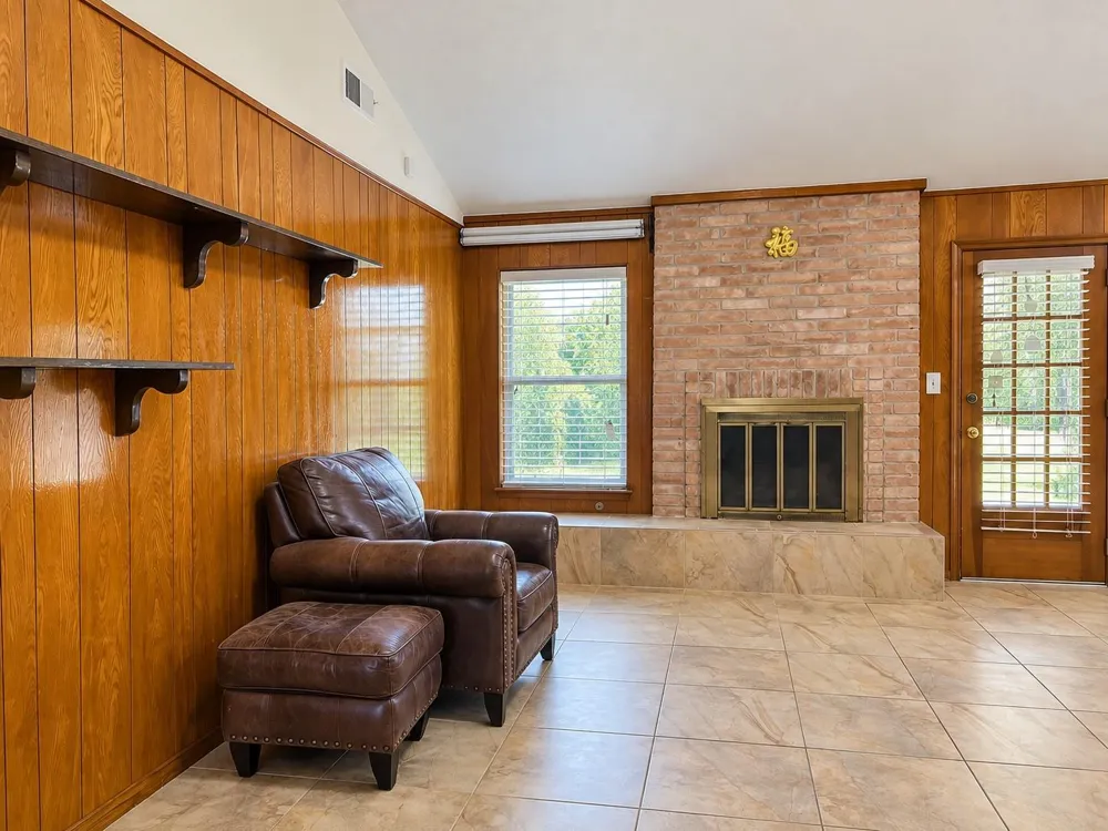 8831 Hendon Ln Houston, TX 77036
