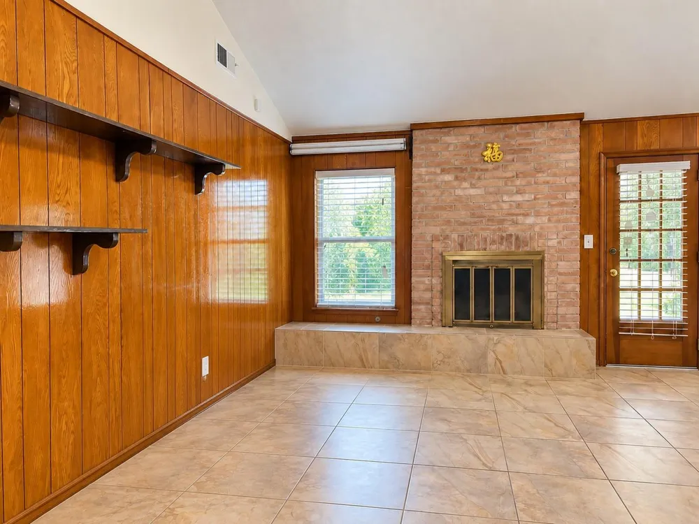 8831 Hendon Ln Houston, TX 77036