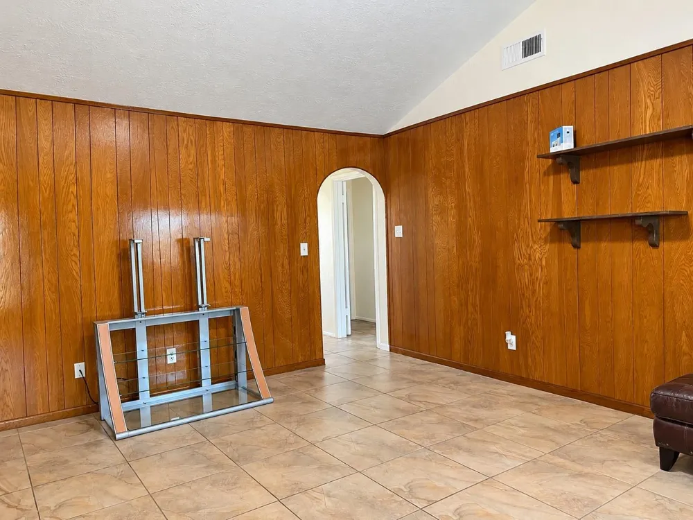 8831 Hendon Ln Houston, TX 77036