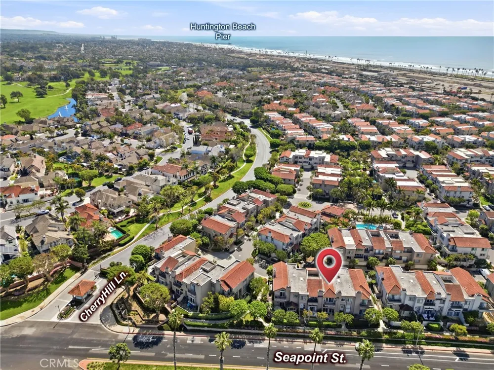 19225 Seabrook Huntington Beach, CA 92648