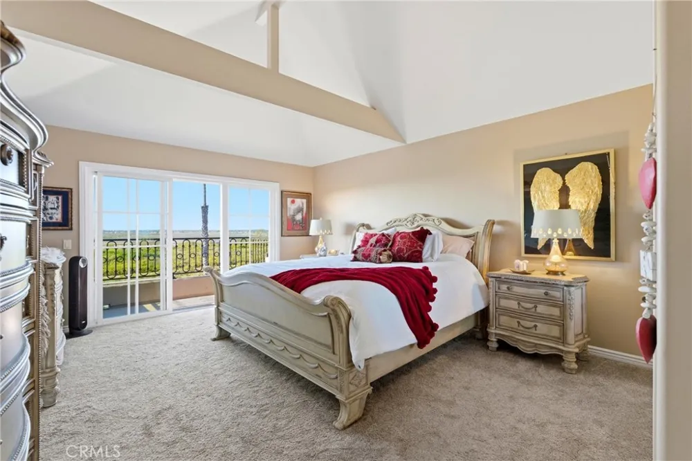 19225 Seabrook Huntington Beach, CA 92648