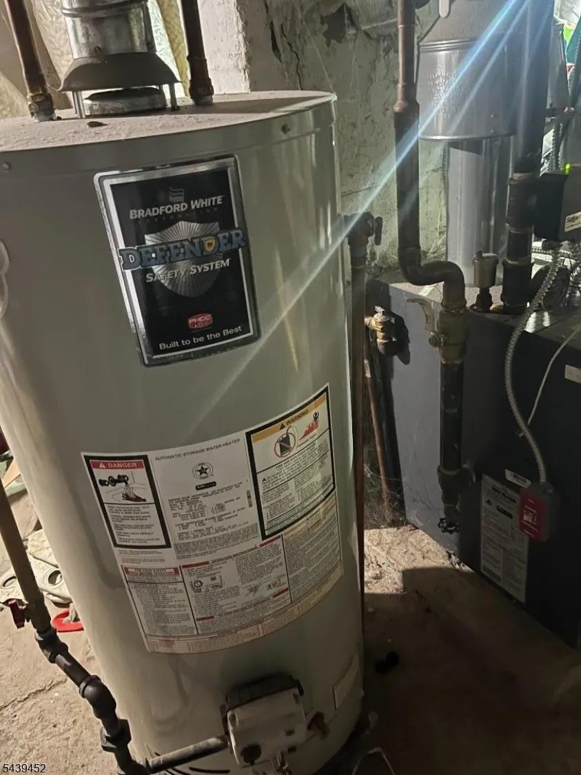 149 Lake Ave Clifton City, NJ 07011