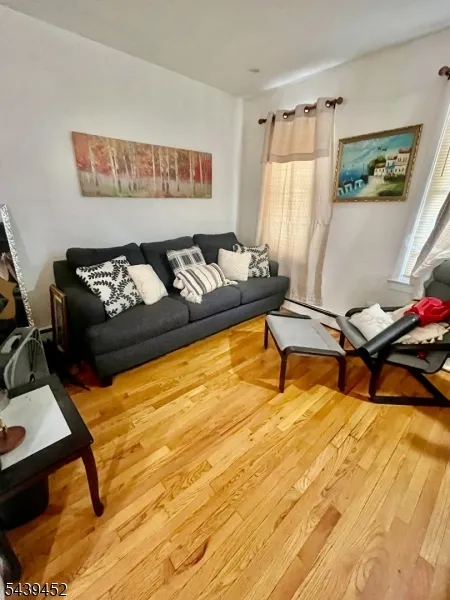 149 Lake Ave Clifton City, NJ 07011