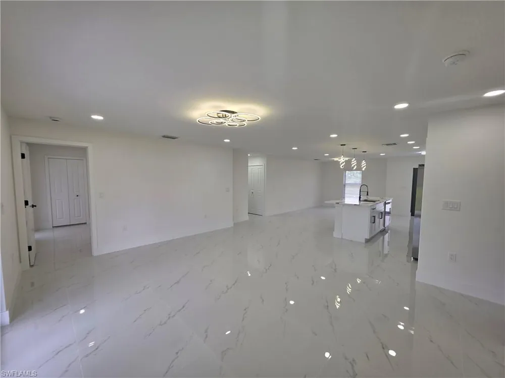 1918 NW 21st Terrace Cape Coral, FL 33993