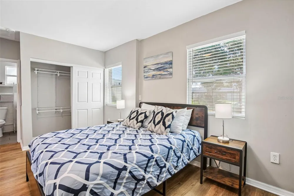 5134 9TH AVENUE S St Petersburg, FL 33707