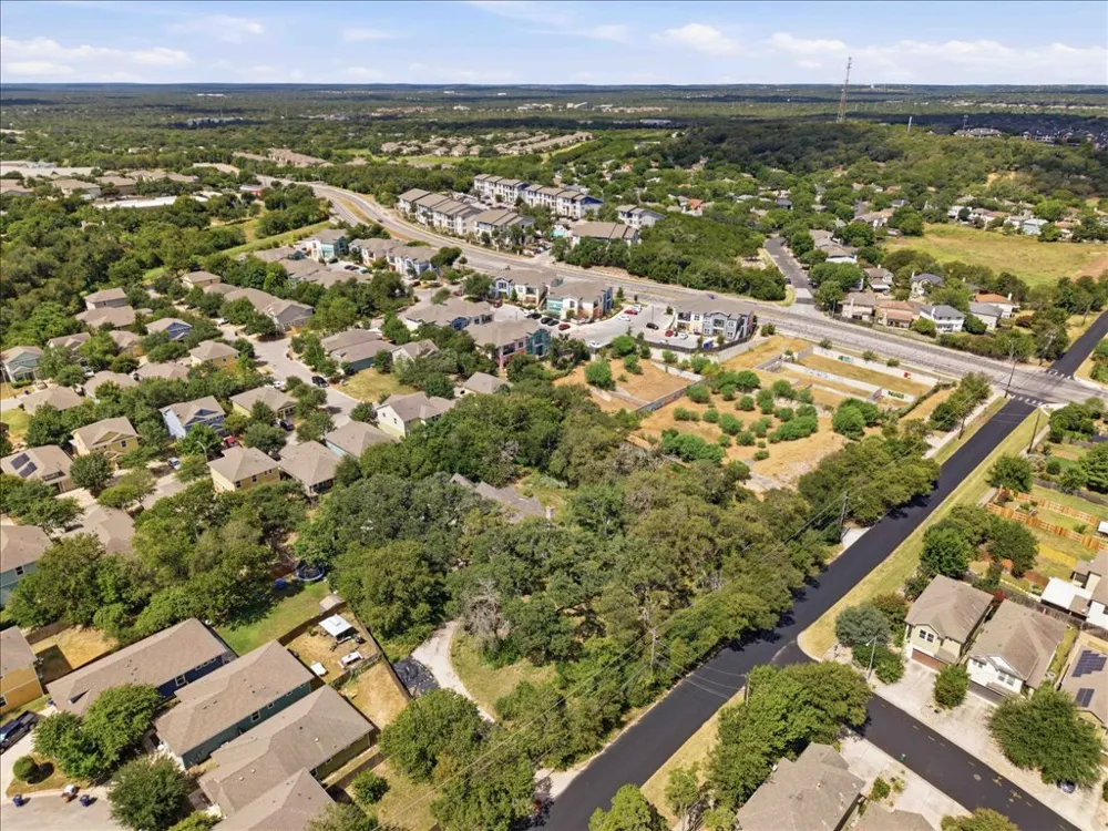 2907 Cameron Loop Austin, TX 78745